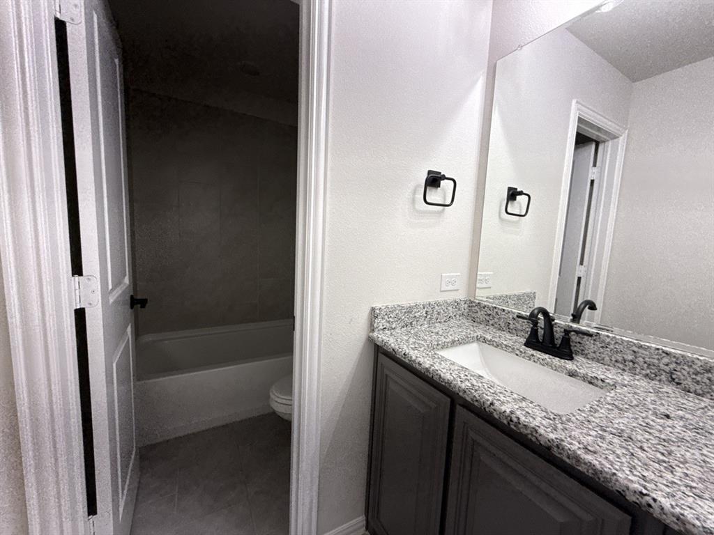 2311 Albion Way Property Photo 21