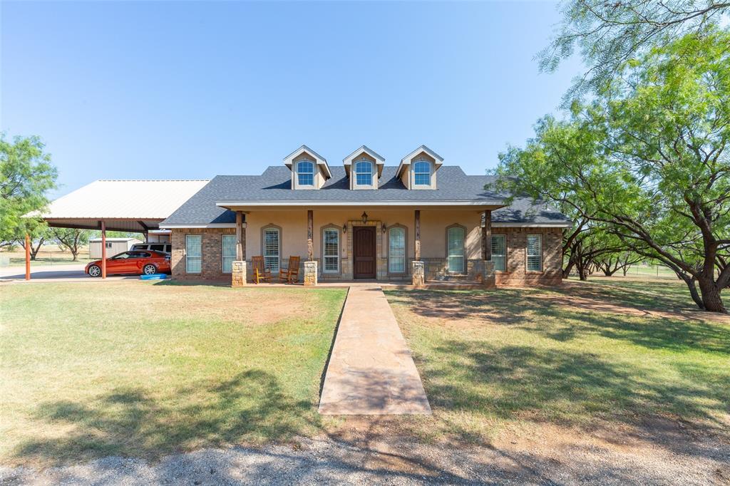7702 Spinks Road Property Photo 1
