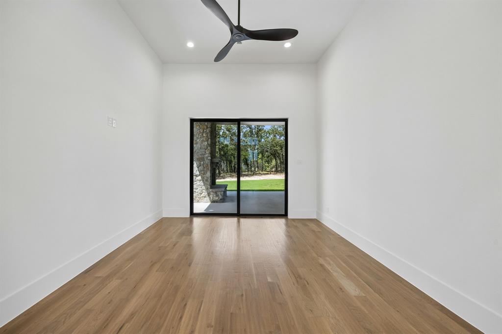 1024 Genoa Drive Property Photo 15