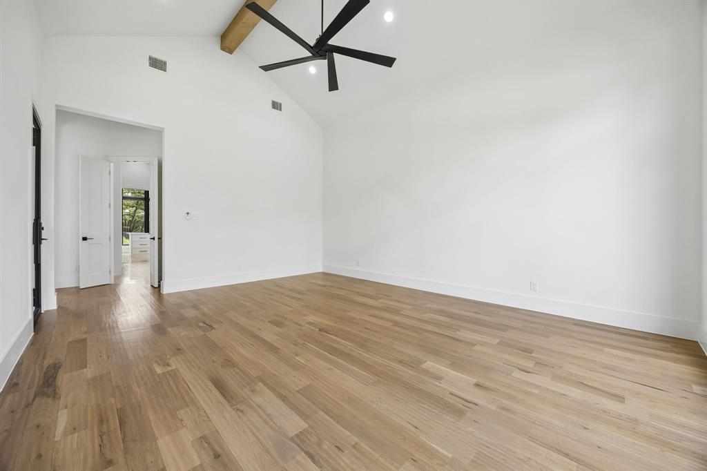 1024 Genoa Drive Property Photo 18