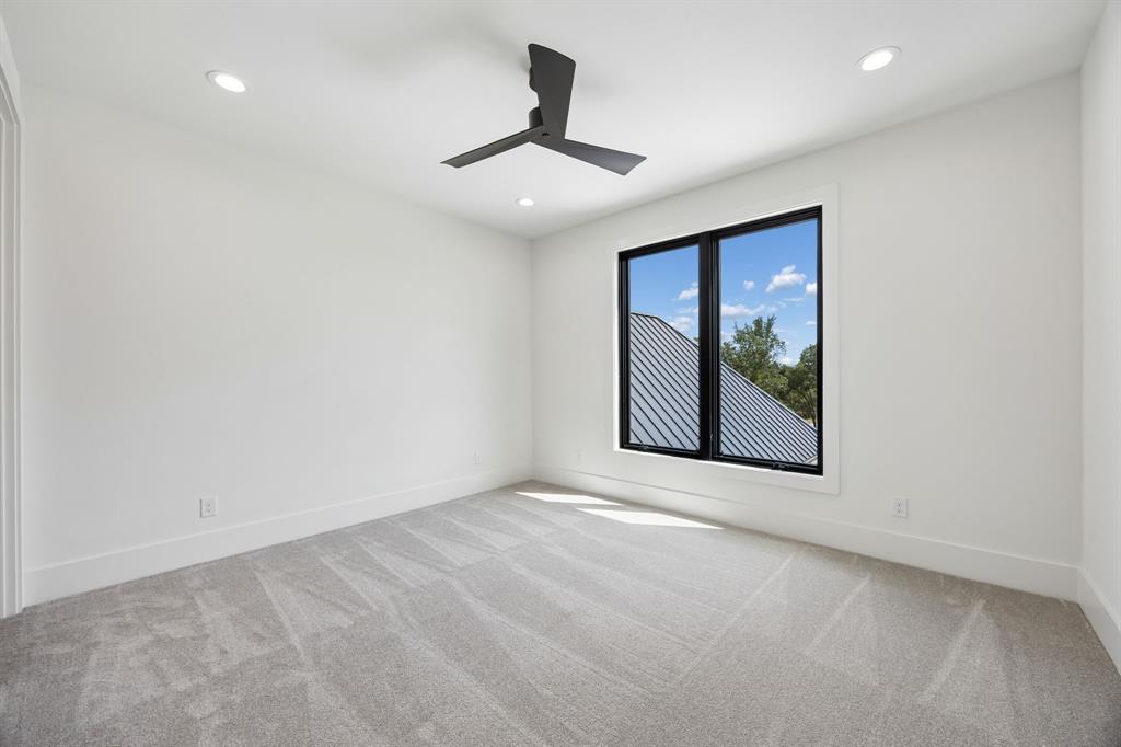 1024 Genoa Drive Property Photo 31