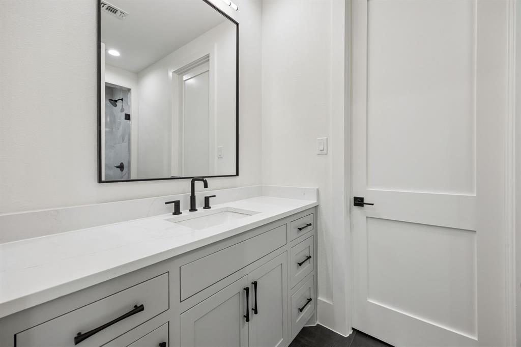 1024 Genoa Drive Property Photo 34