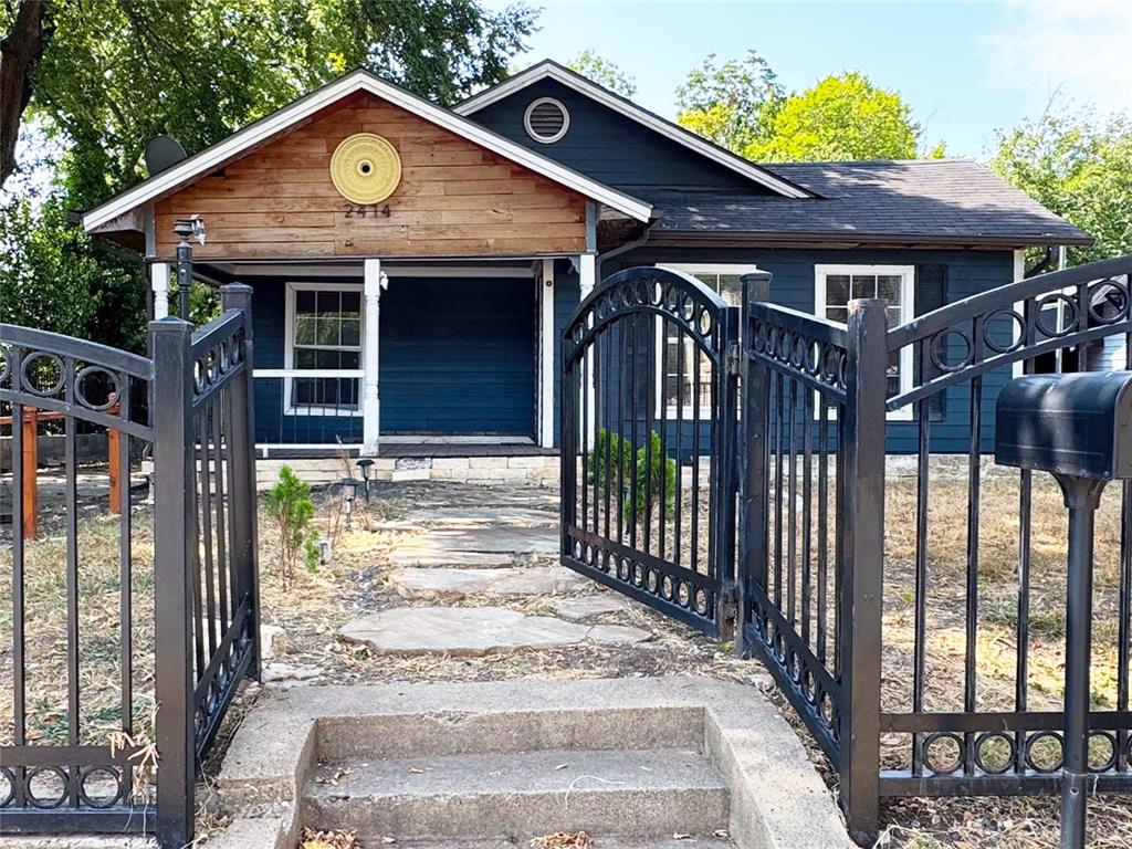 2414 Brandon Street Property Photo 1