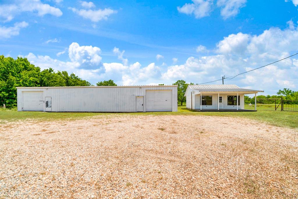 2107 S 19 & 24 Highway