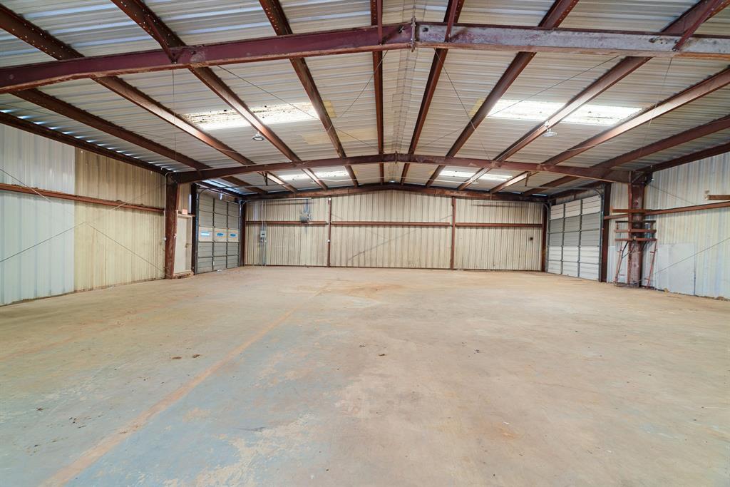 2107 S 19 & 24 Highway Property Photo 6