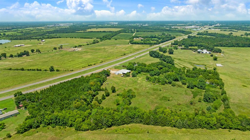 2107 S 19 & 24 Highway Property Photo 16