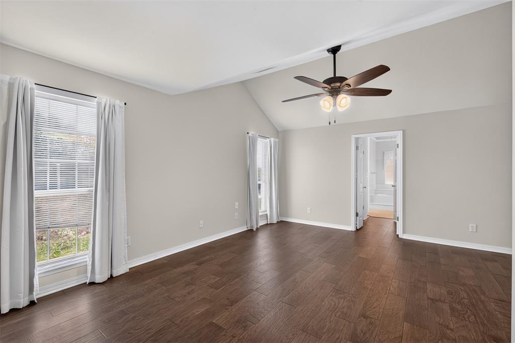 544 Honeygold Drive Property Photo 17