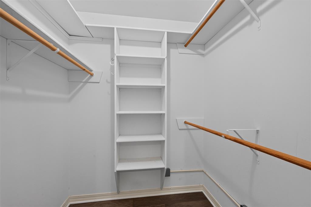 544 Honeygold Drive Property Photo 20