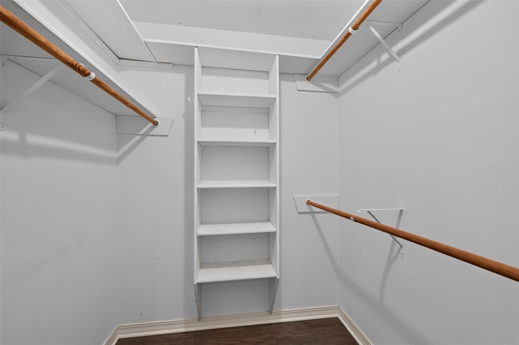544 Honeygold Drive Property Photo 21