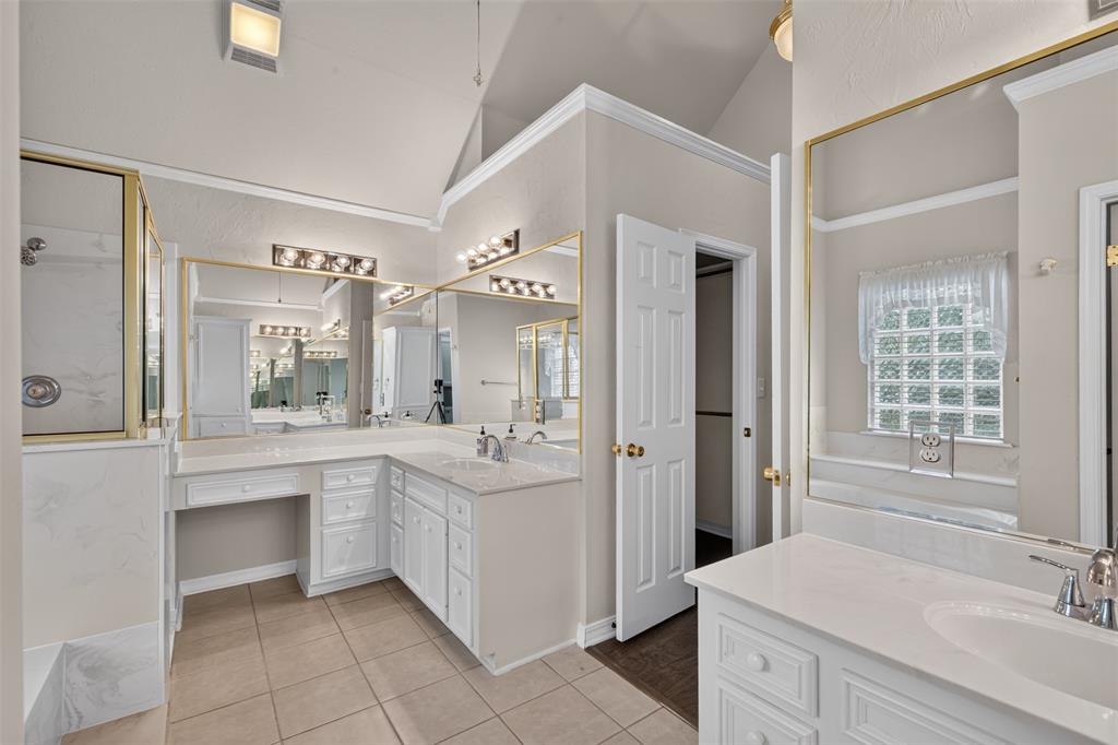 544 Honeygold Drive Property Photo 25