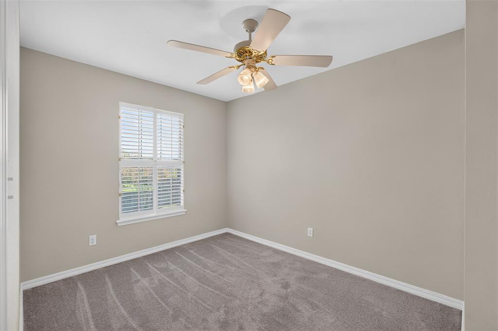 544 Honeygold Drive Property Photo 26