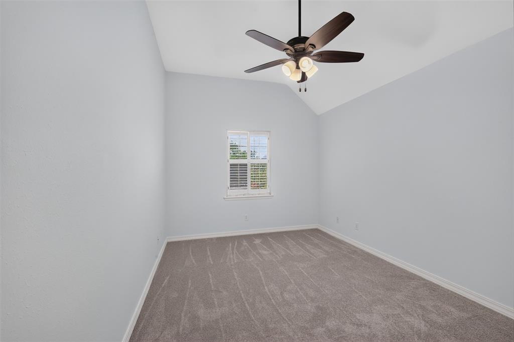 544 Honeygold Drive Property Photo 28