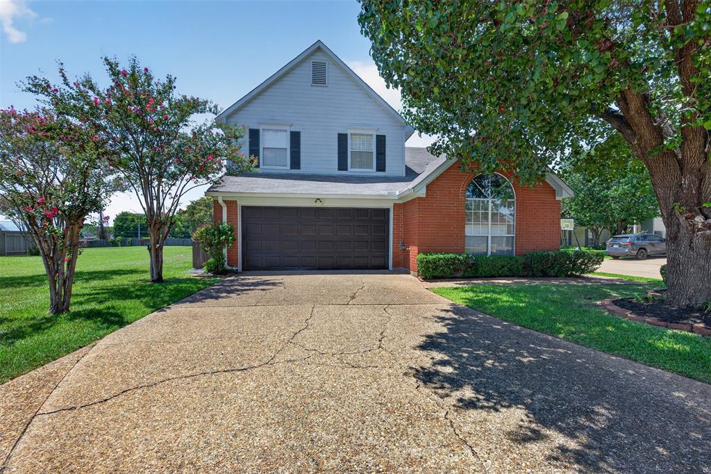 544 Honeygold Drive Property Photo 37