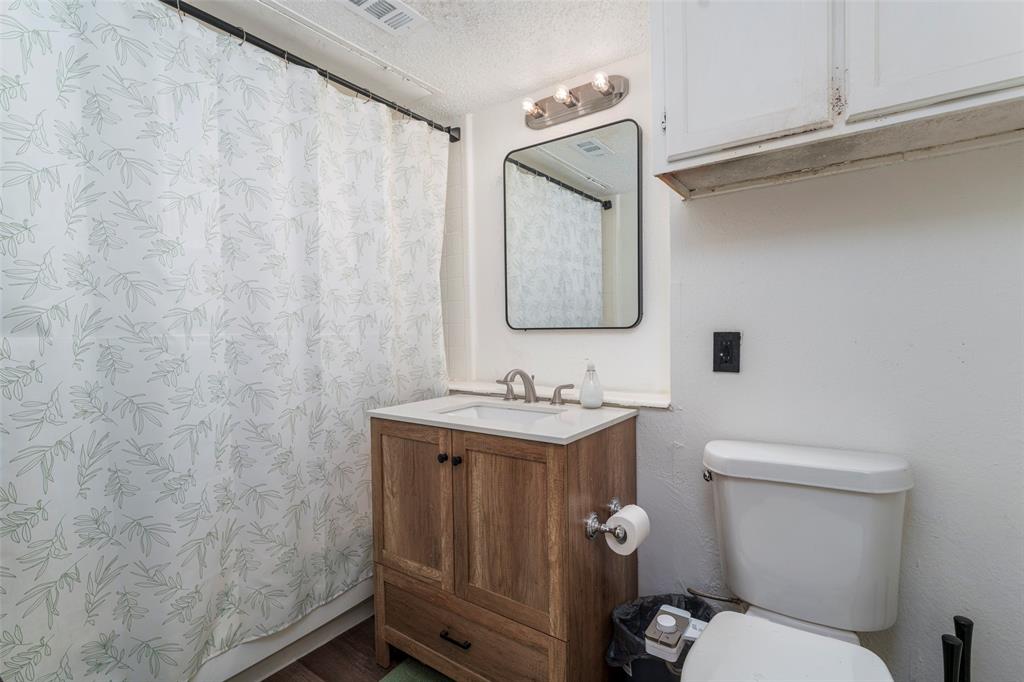 1745 Crest Grove Drive Property Photo 13