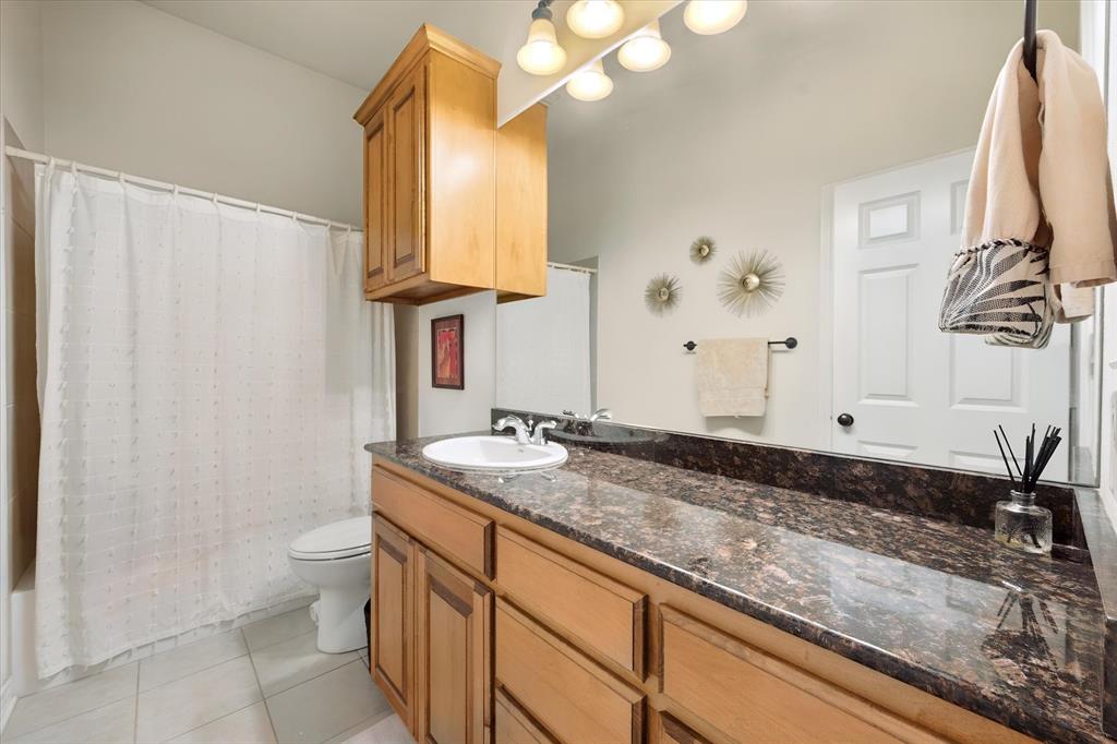 6668 Shady Glen Circle Property Photo 14
