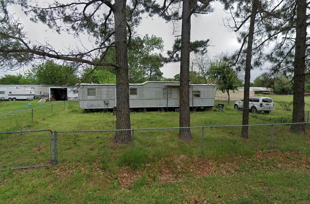 405 Sunset Drive Property Photo 1