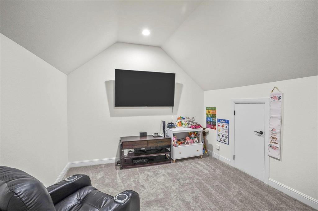 428 Royal Santana Run Property Photo 29