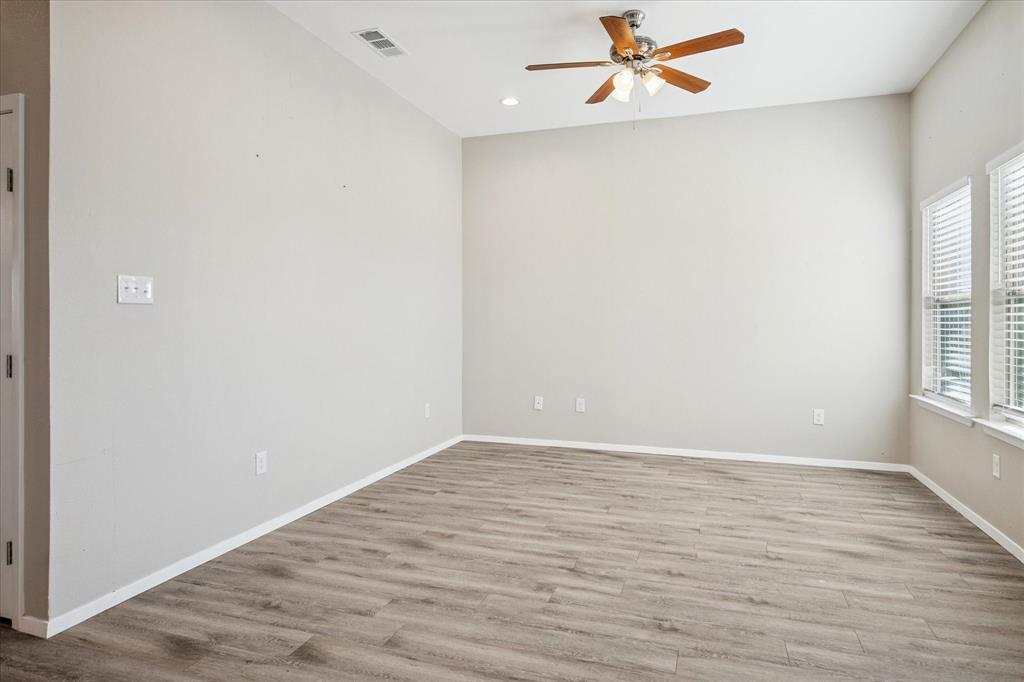 516-518 Wood Drive Property Photo 4