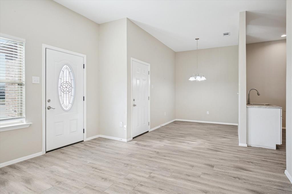 516-518 Wood Drive Property Photo 5