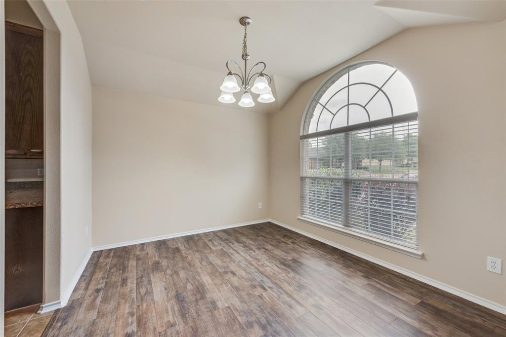 1077 Hampton Bay Drive Property Photo 5