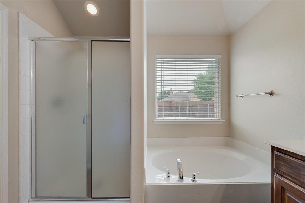 1077 Hampton Bay Drive Property Photo 17