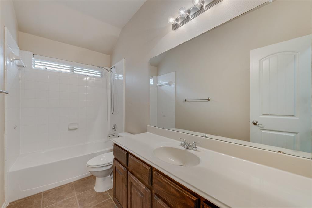 1077 Hampton Bay Drive Property Photo 20