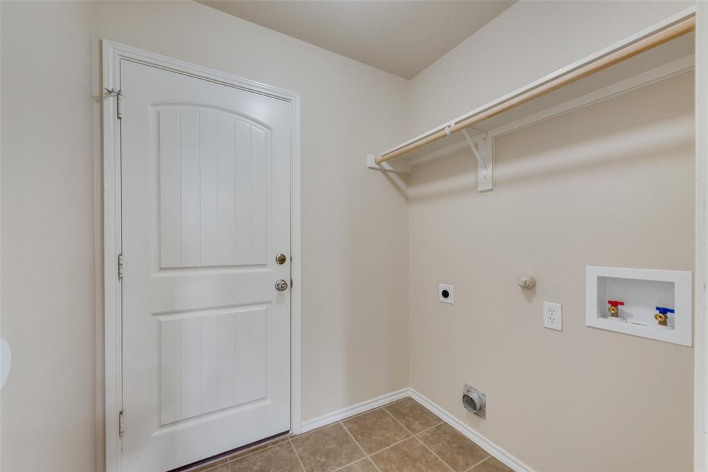 1077 Hampton Bay Drive Property Photo 22