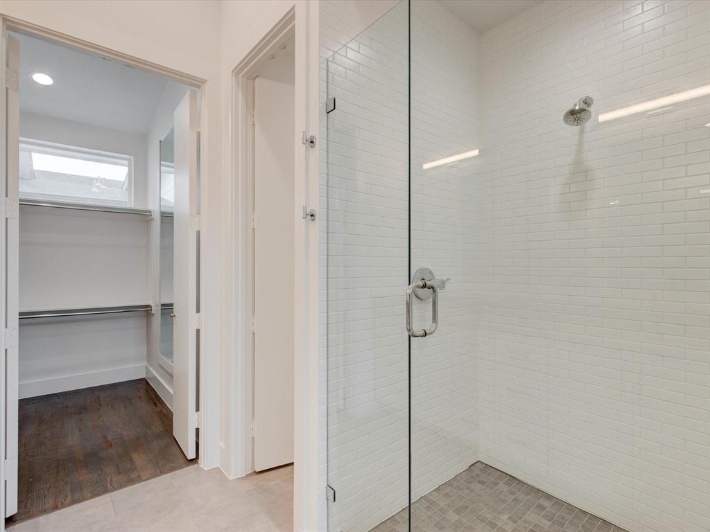 5927 Lindell Avenue 105 Property Photo 29