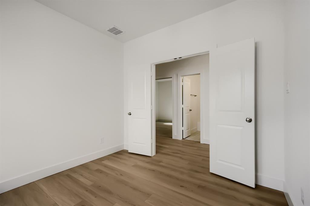 826 Stone Grove Road Property Photo 7