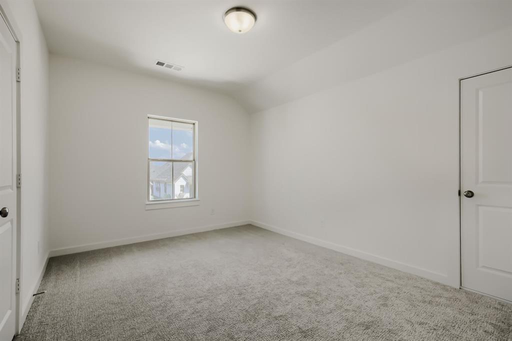 826 Stone Grove Road Property Photo 20