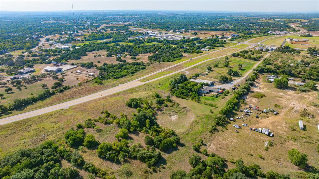1890 Old Mineral Wells Highway Property Photo 6