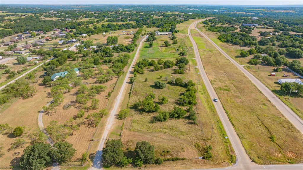 1890 Old Mineral Wells Highway Property Photo 14