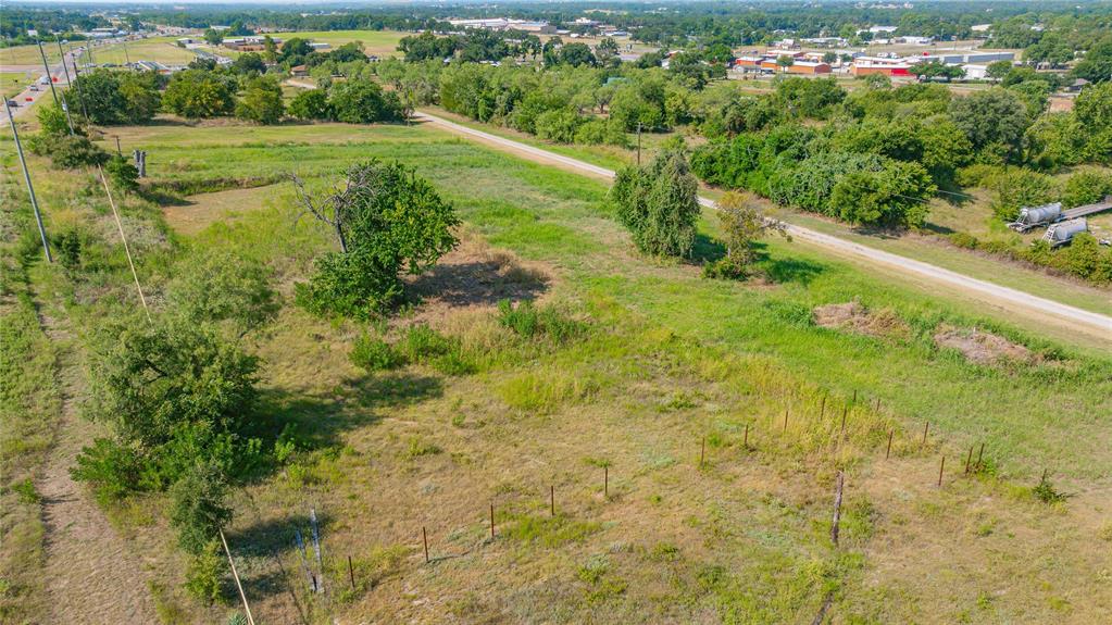 1890 Old Mineral Wells Highway Property Photo 19