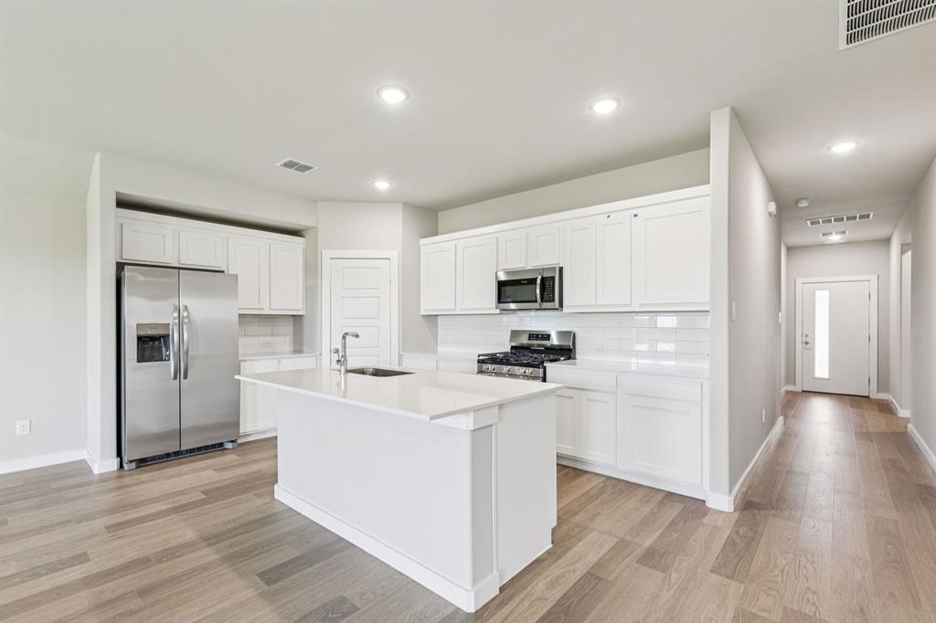 1504 Wild Plum Way Property Photo 6
