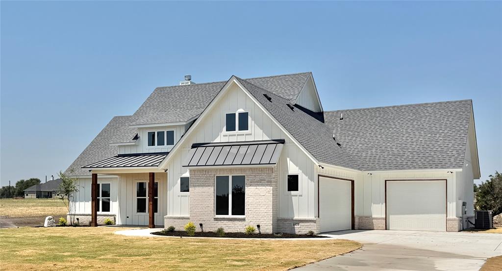 1021 Sabrina Court Property Photo 1