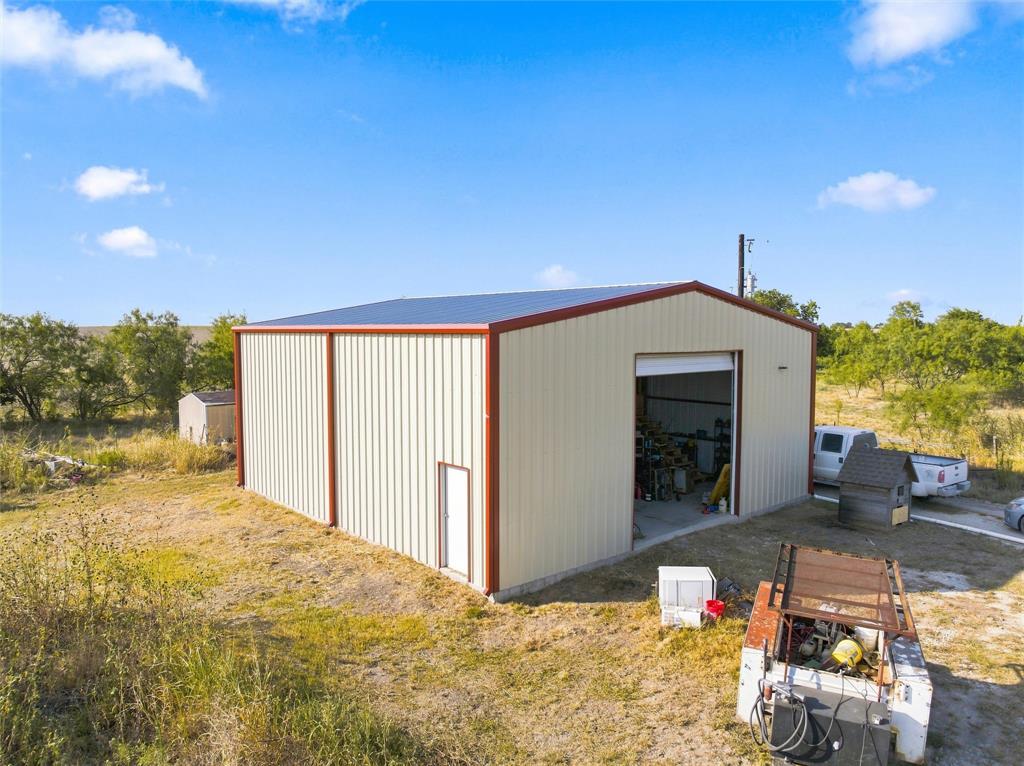 211 Cr 172 Property Photo 3