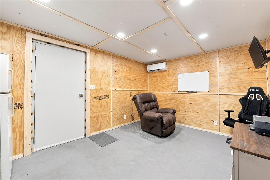 211 Cr 172 Property Photo 6