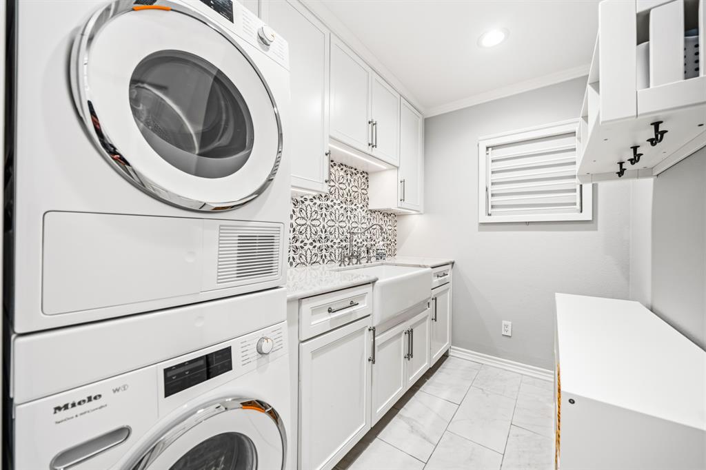 3500 Timberleaf Circle Property Photo 19