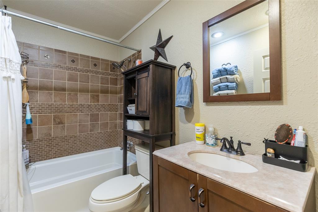 1002 Westwood Drive Property Photo 20