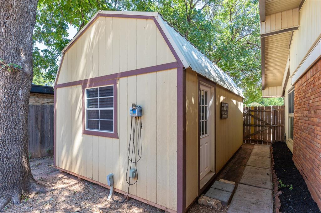 1002 Westwood Drive Property Photo 29