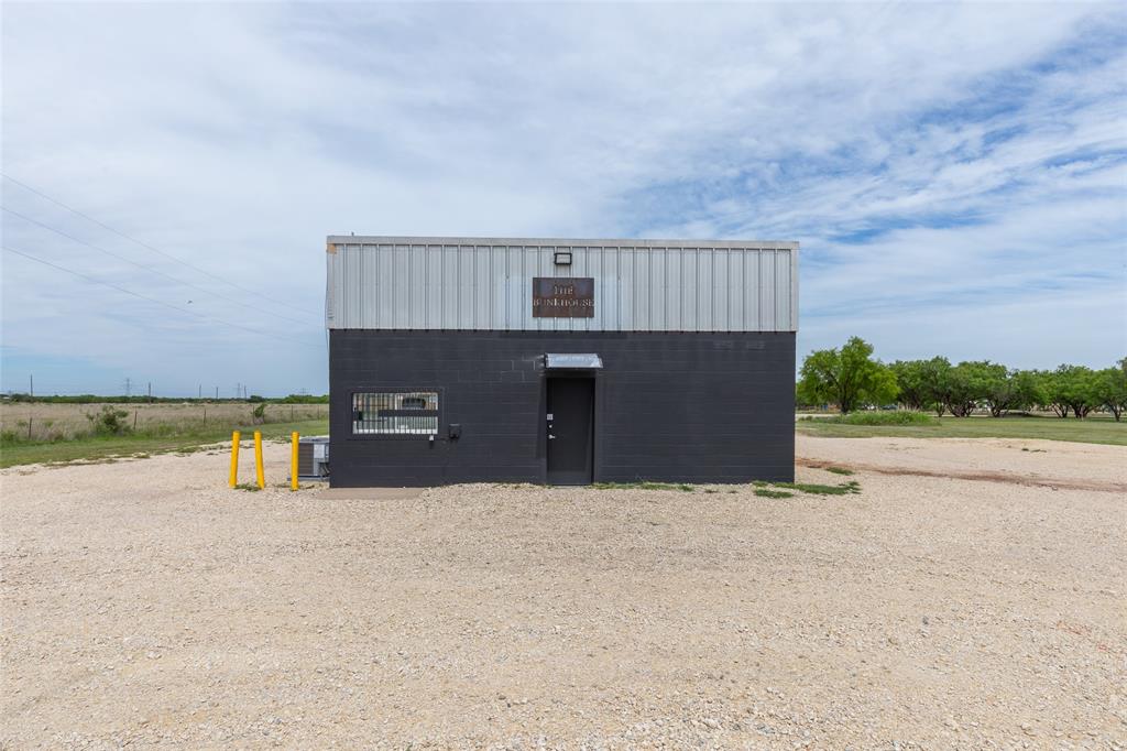 381 N Fm 707 Property Photo 1