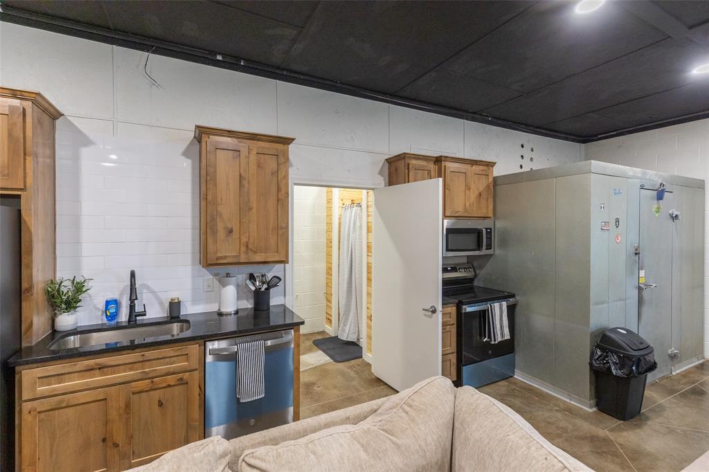 381 N Fm 707 Property Photo 11