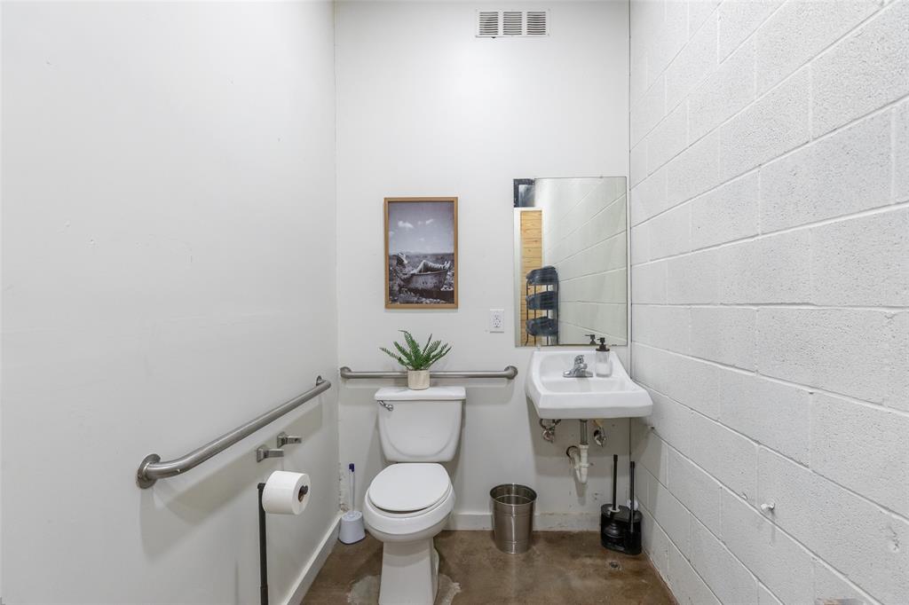 381 N Fm 707 Property Photo 15
