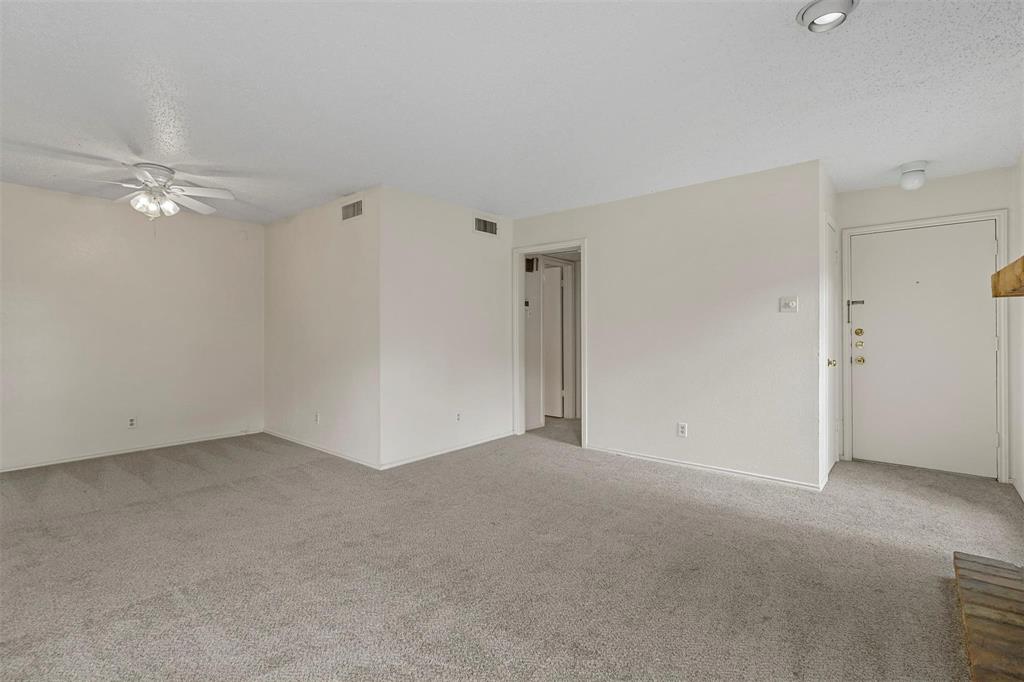 15221 Berry Trail 108 Property Photo 9