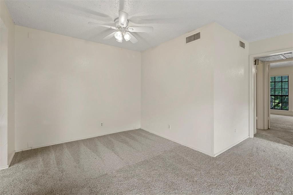 15221 Berry Trail 108 Property Photo 10