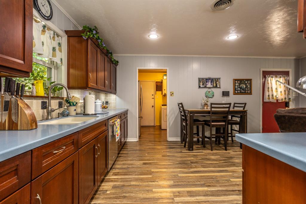 124 Martin Drive Property Photo 13