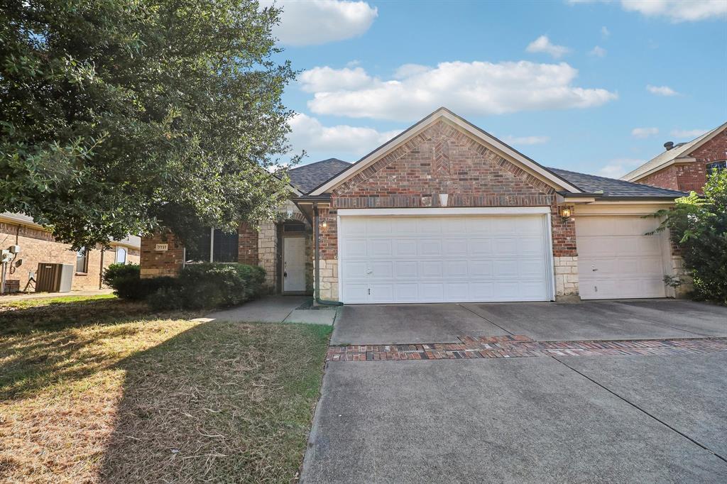 7717 Decoy Drive Property Photo 1