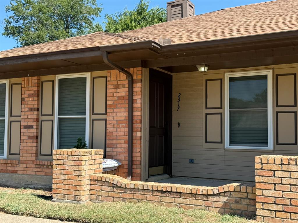 2317 Aquaduct Drive Property Photo 4