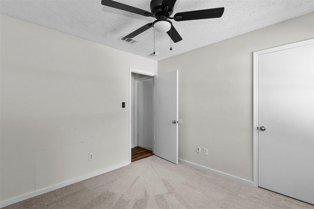 5001 Darrow Lane Property Photo 22