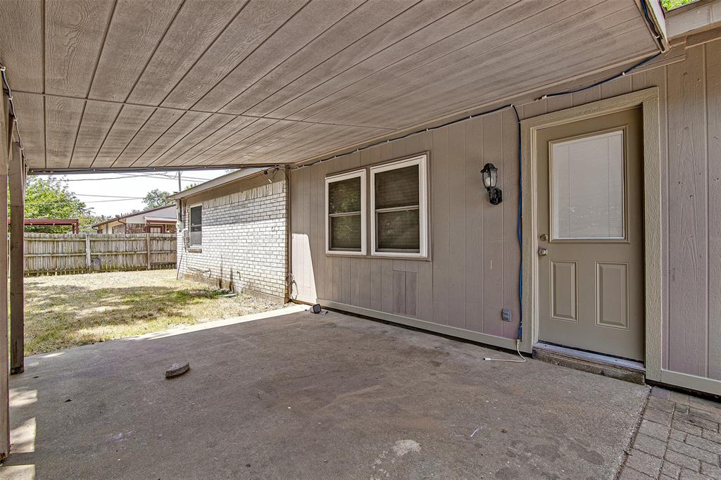 5001 Darrow Lane Property Photo 25